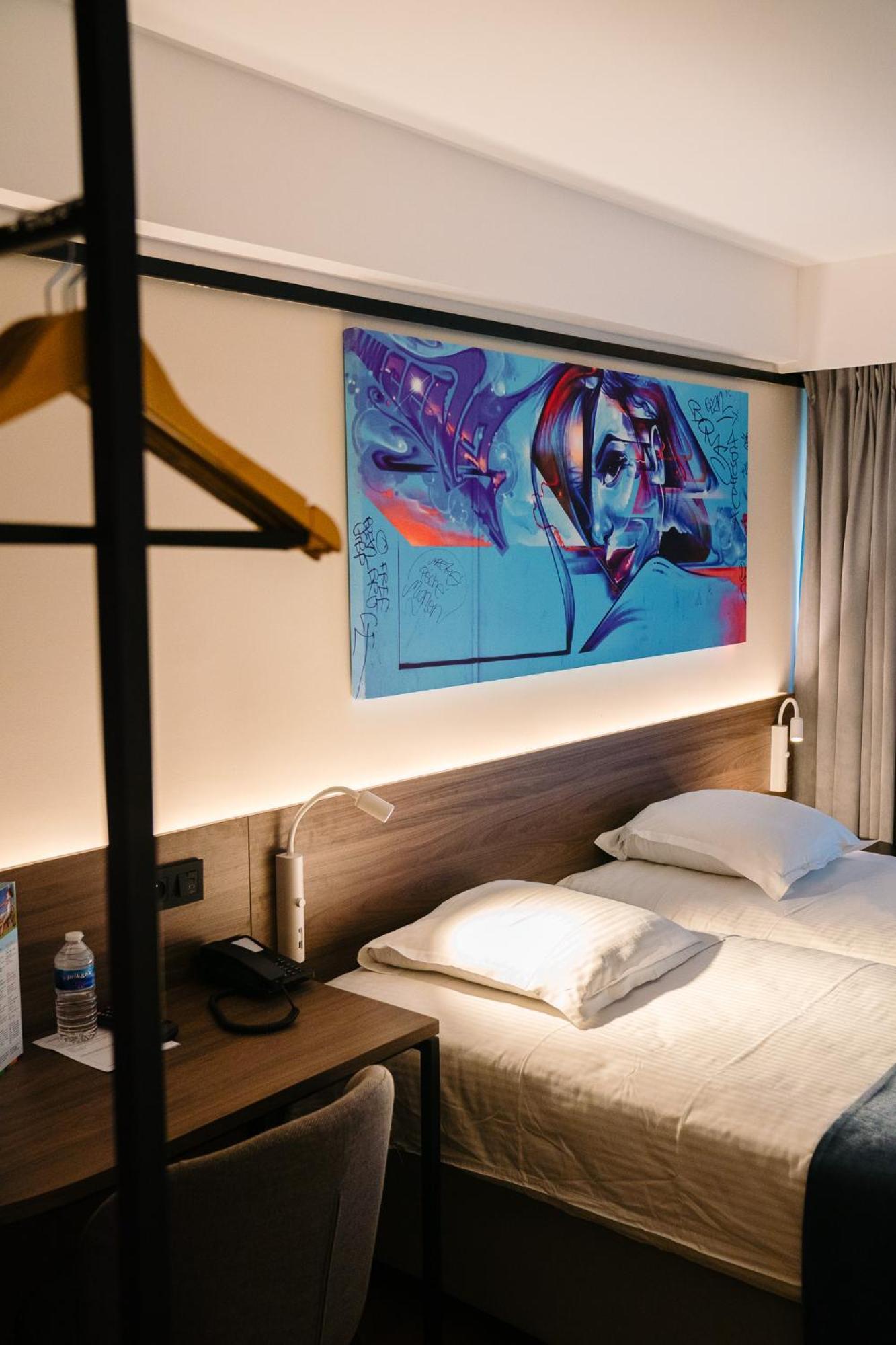 Ostend Hotel Luaran gambar