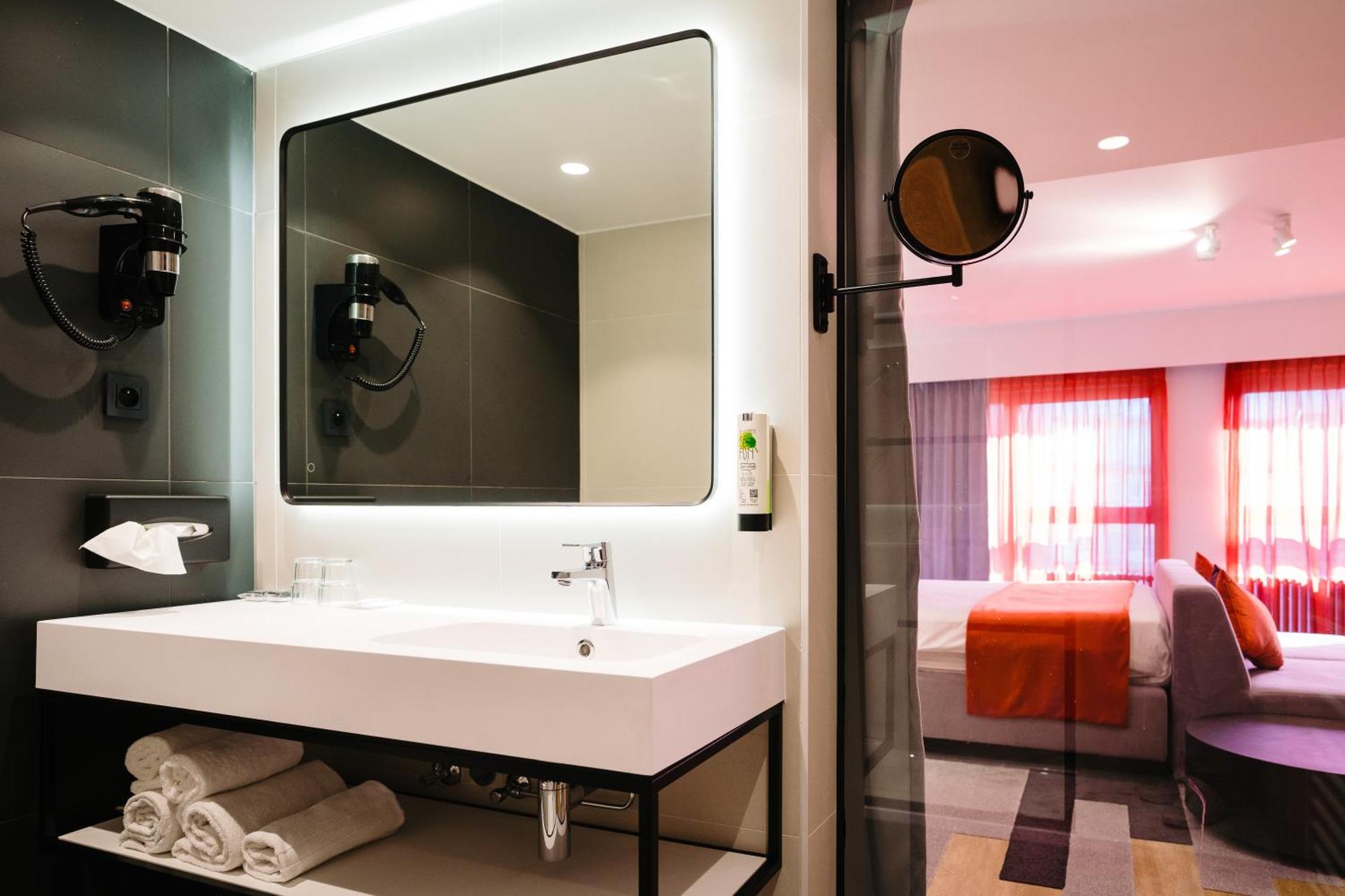 Ostend Hotel Luaran gambar