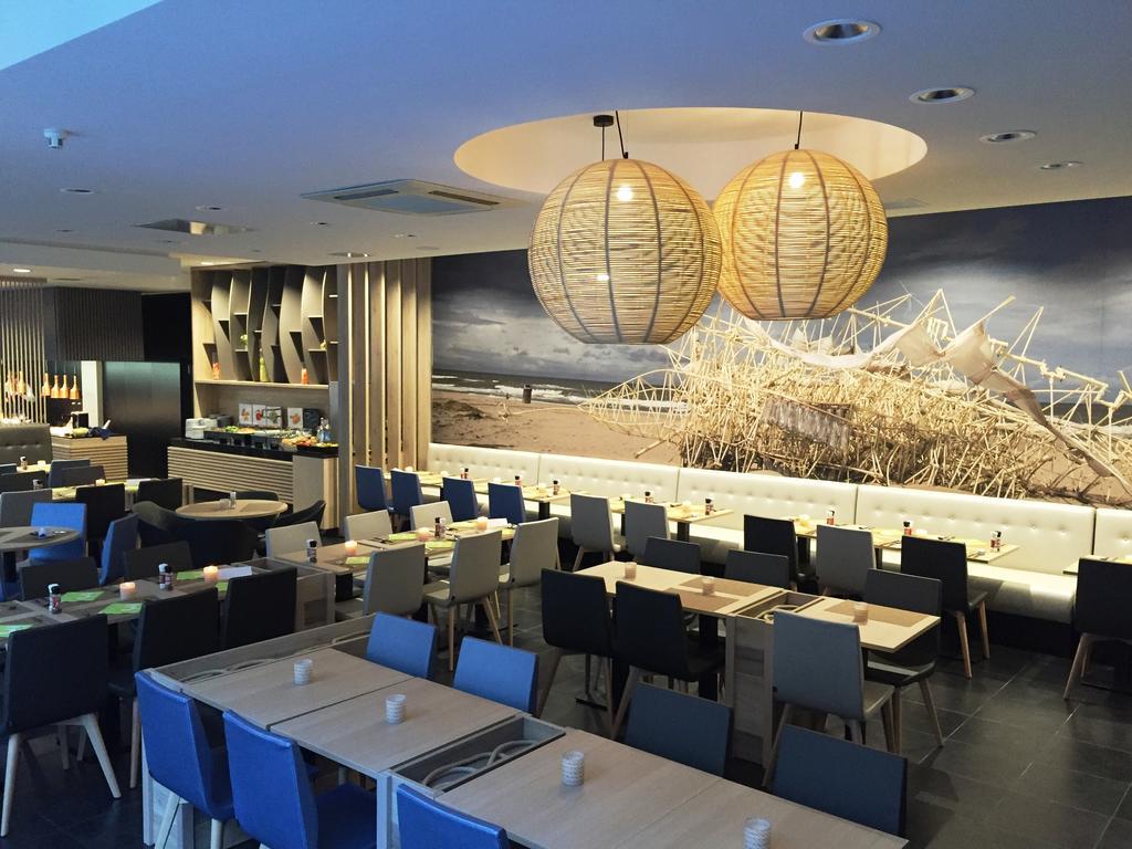 Ostend Hotel Luaran gambar