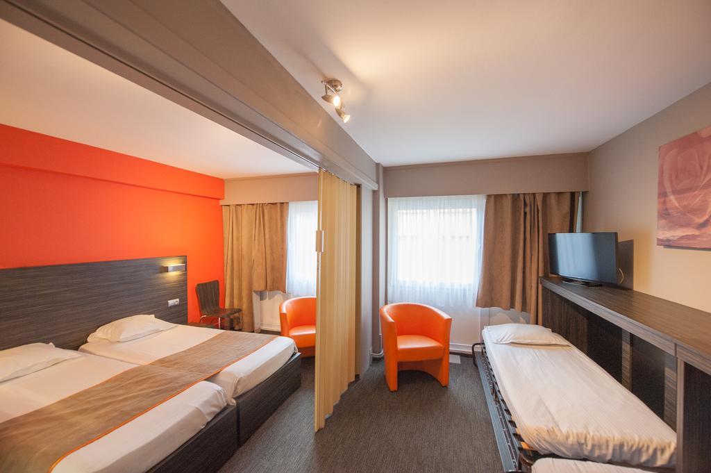 Ostend Hotel Luaran gambar